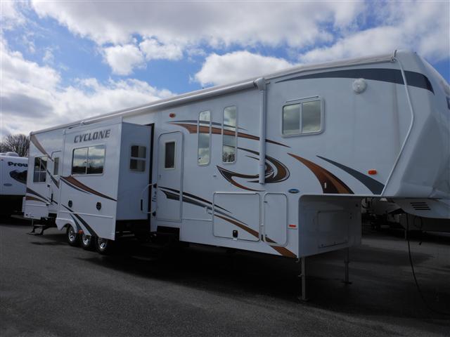 2011 Heartland Cyclone